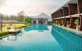 ลา อีสลา ปราณบุรี บีช รีสอร์ท